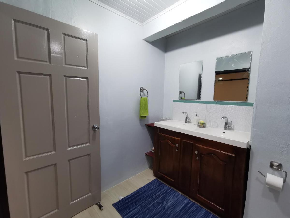 flamboyantvilla Gros Islet Exteriör bild